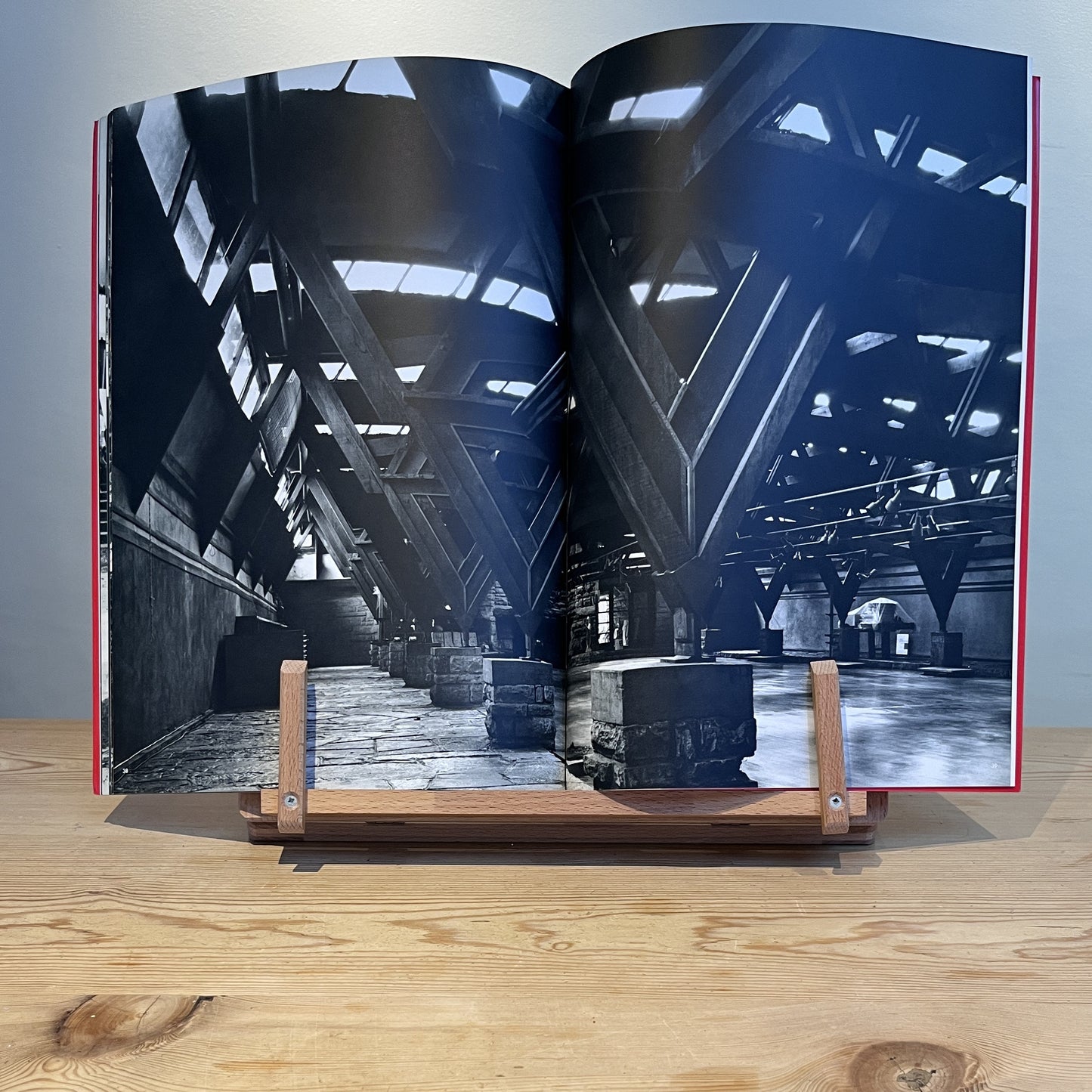 Frank Lloyd Wright: Global Architecture No.15