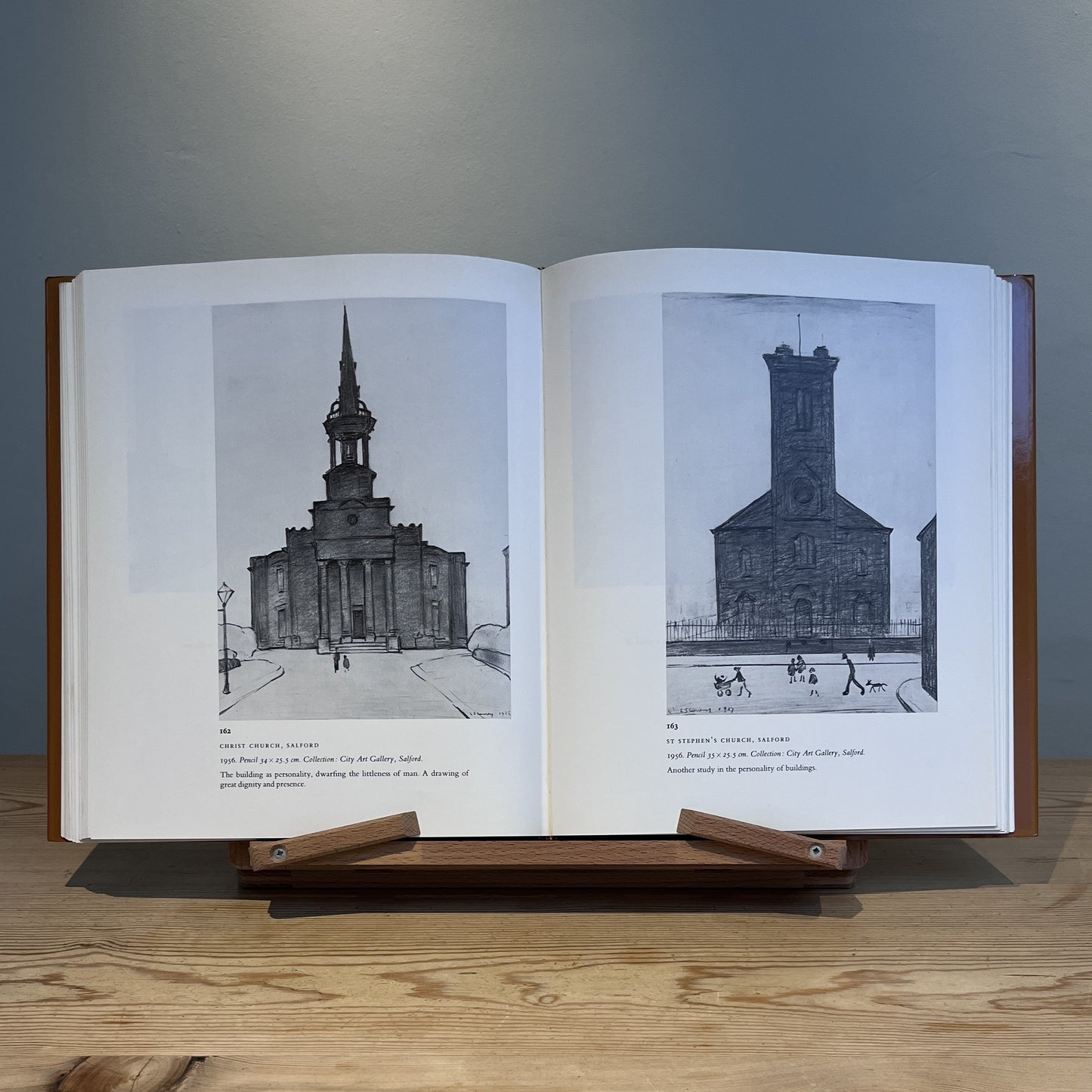 The Drawings of L S Lowry: Public and Private