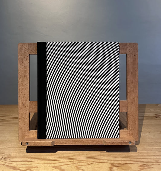 Bridget Riley: Paintings 1963-2015