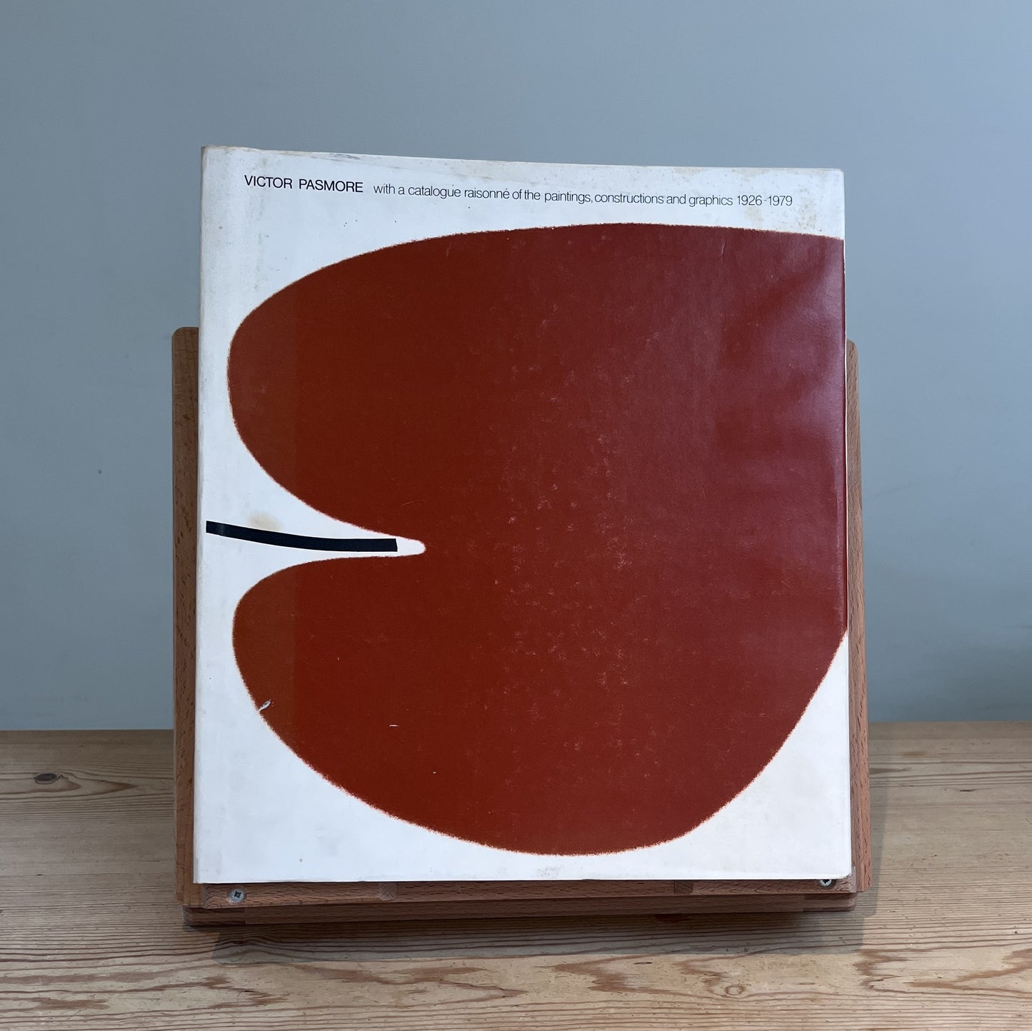 Victor Pasmore: With a Catalogue Raisonne of Paintings, Constructions and Graphics, 1926-1979