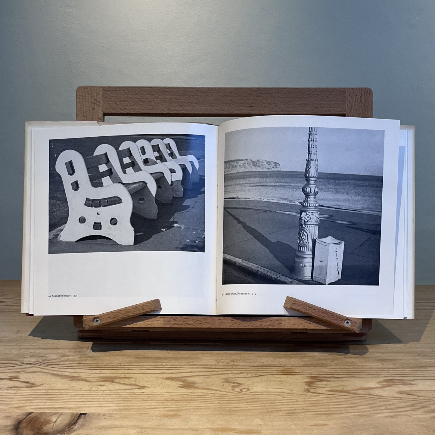 Paul Nash's Photographs: Document and Image