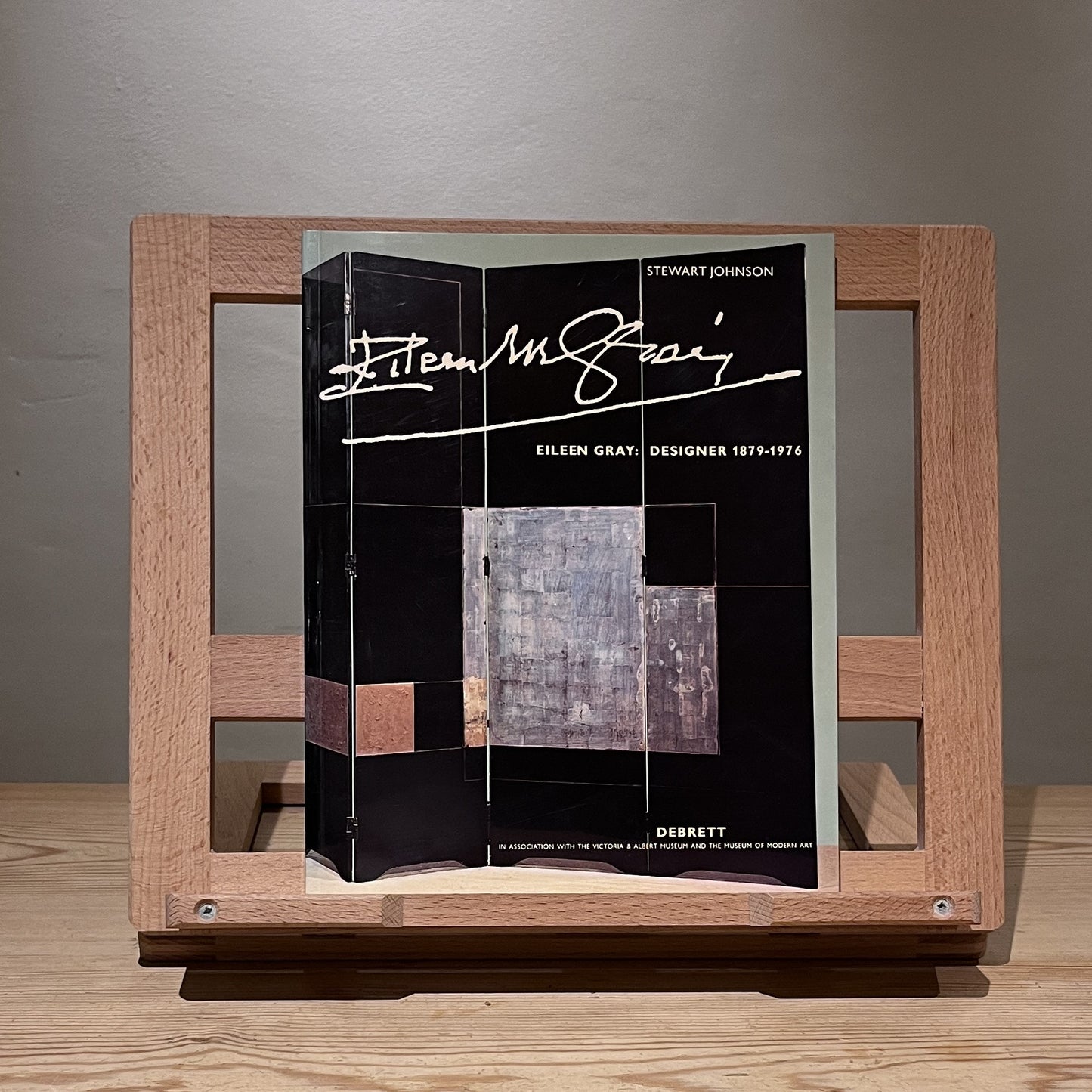 Eileen Gray: Designer 1879-1976