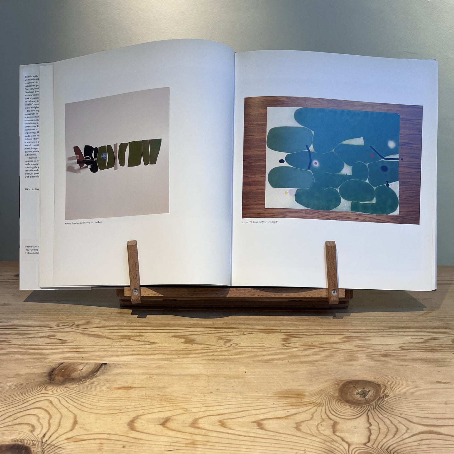 Victor Pasmore: Paintings and Graphics 1980-1992