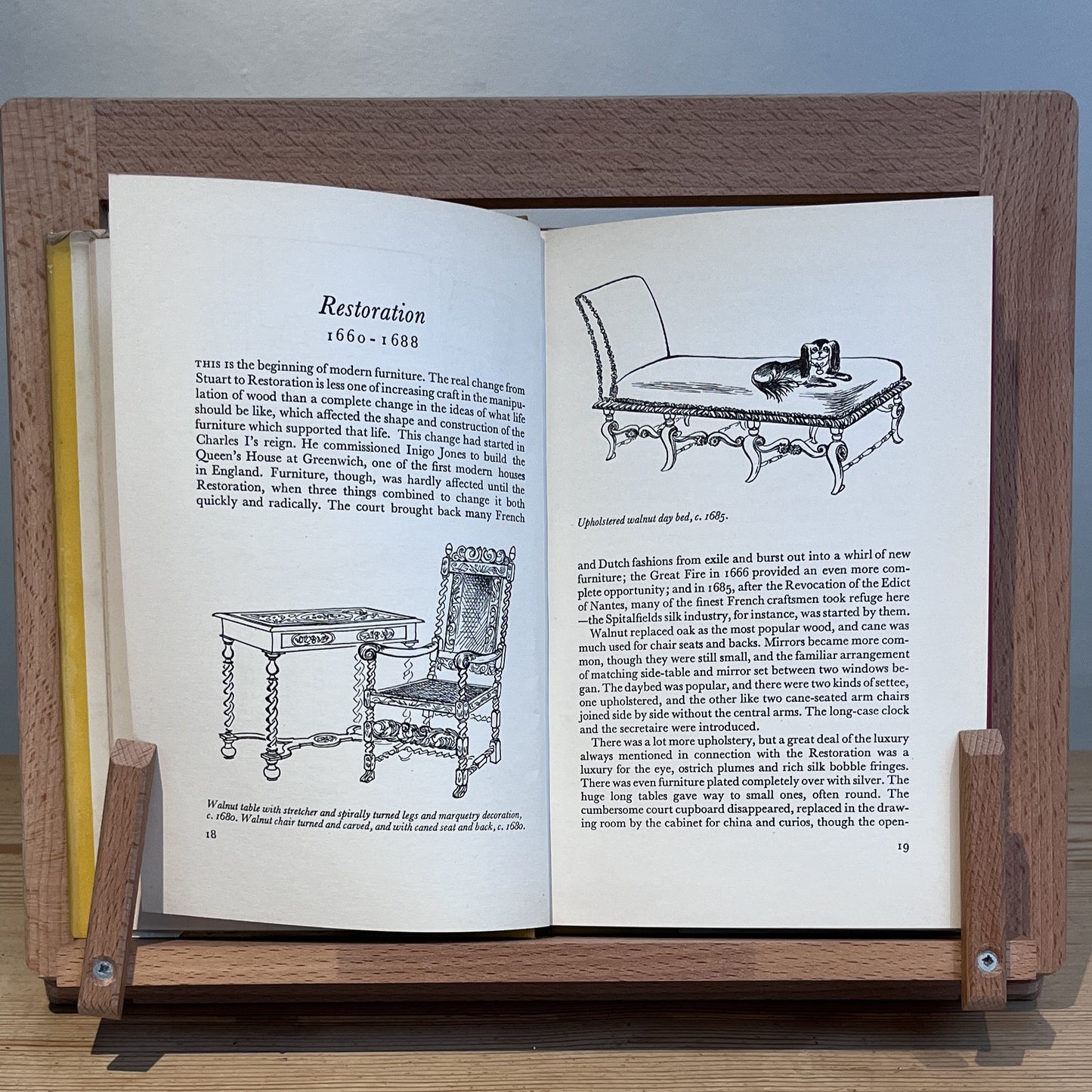 English Furniture at a Glance