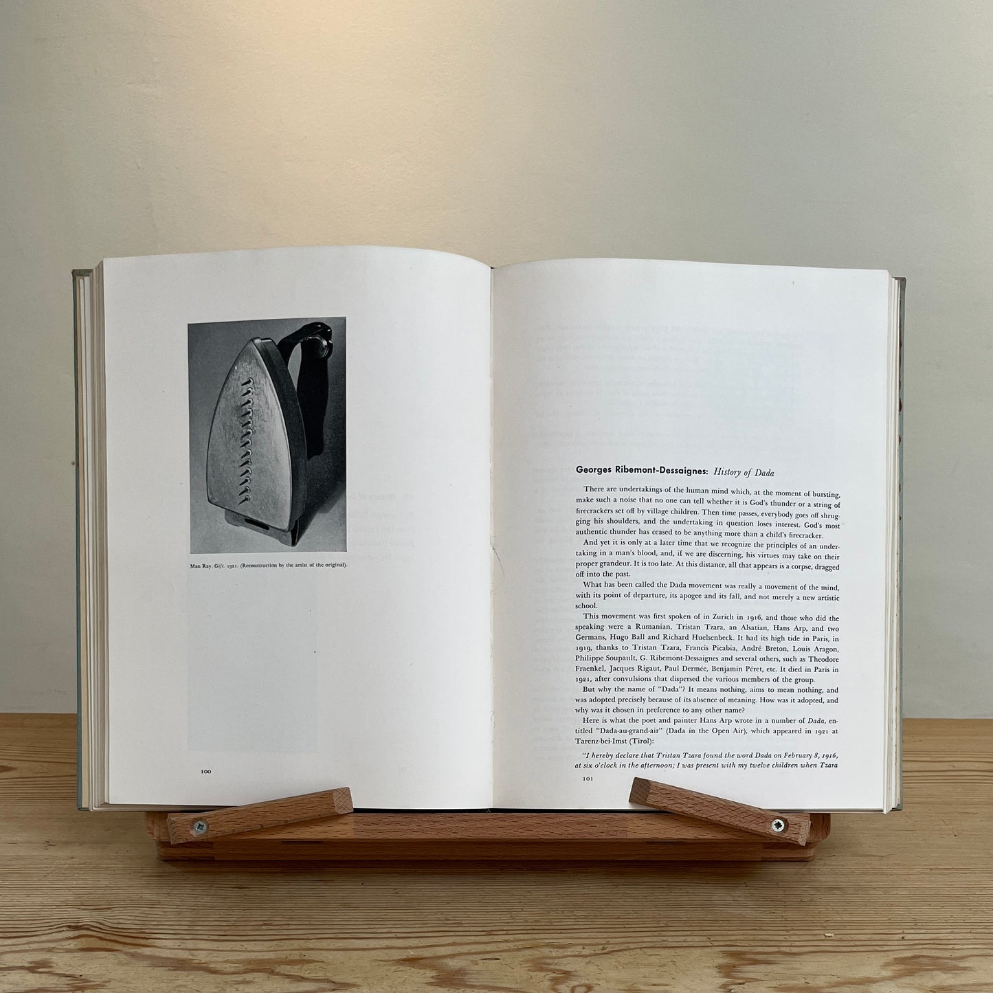 The Dada Painters and Poets: An Anthology